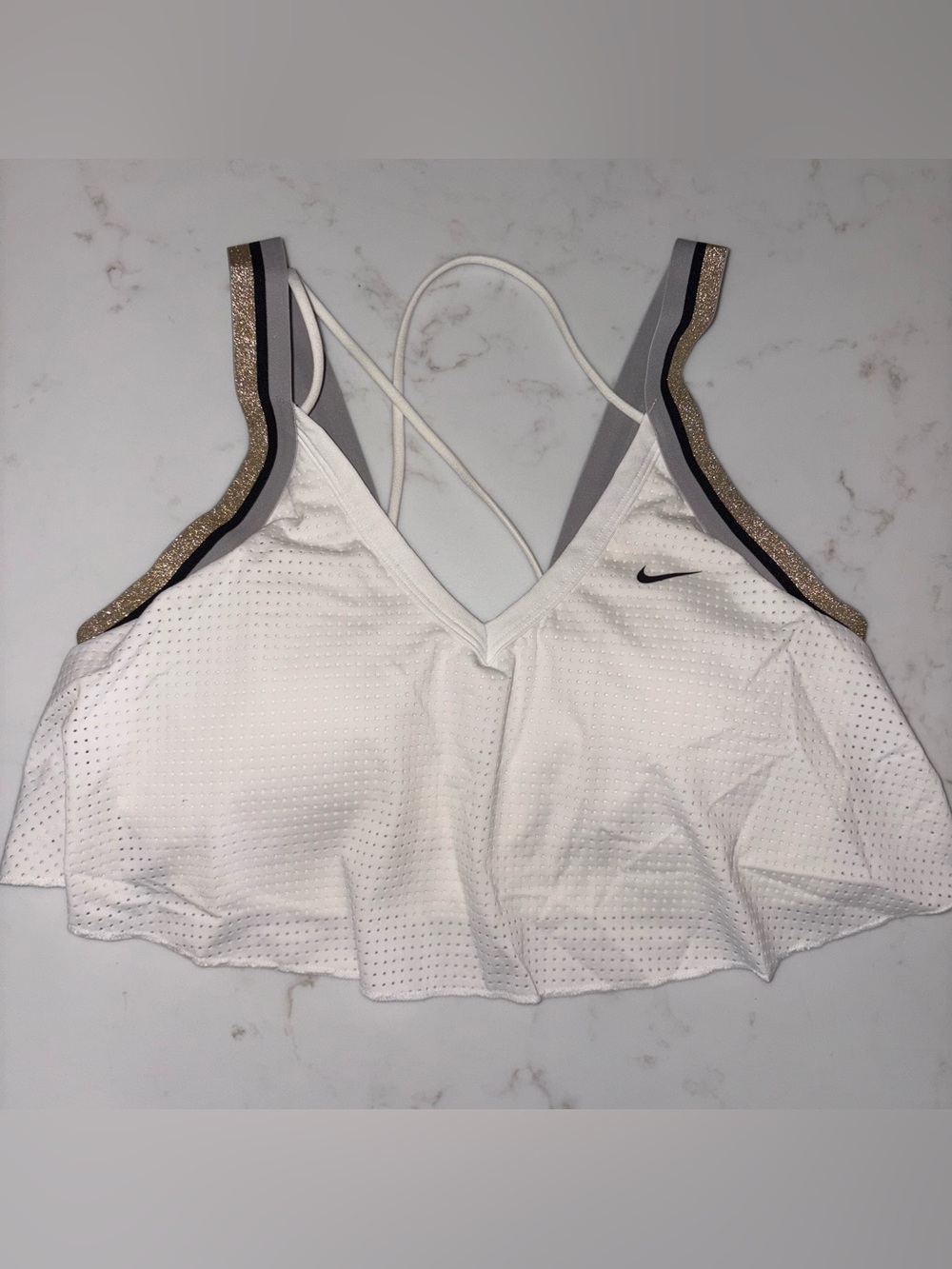 Nike Women's Glam Dunk Metallic Strappy-Back Mid-Impact Sports Bra